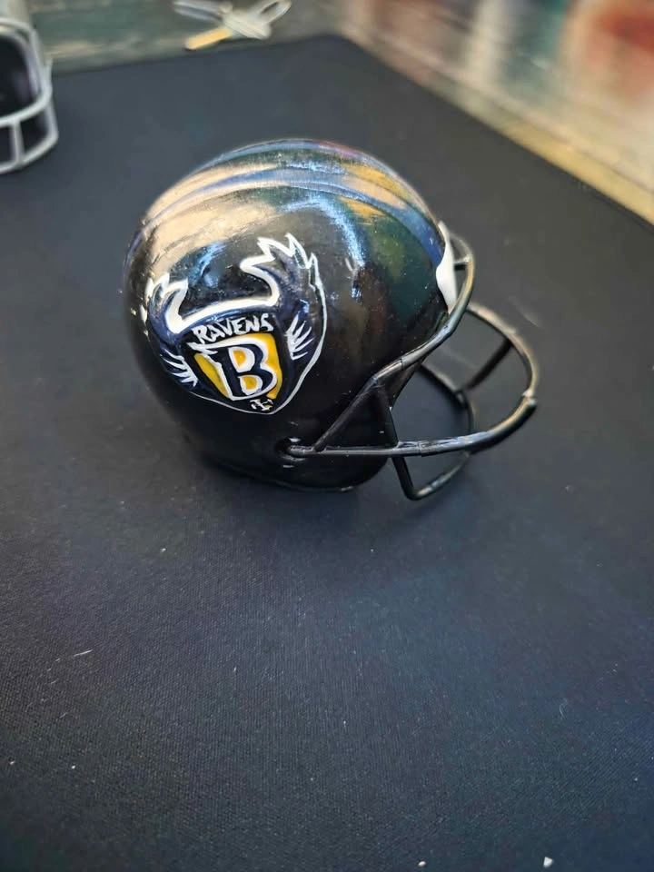 1997 Hand Painted Ceramic Football Helmet Collectibles - photo 3