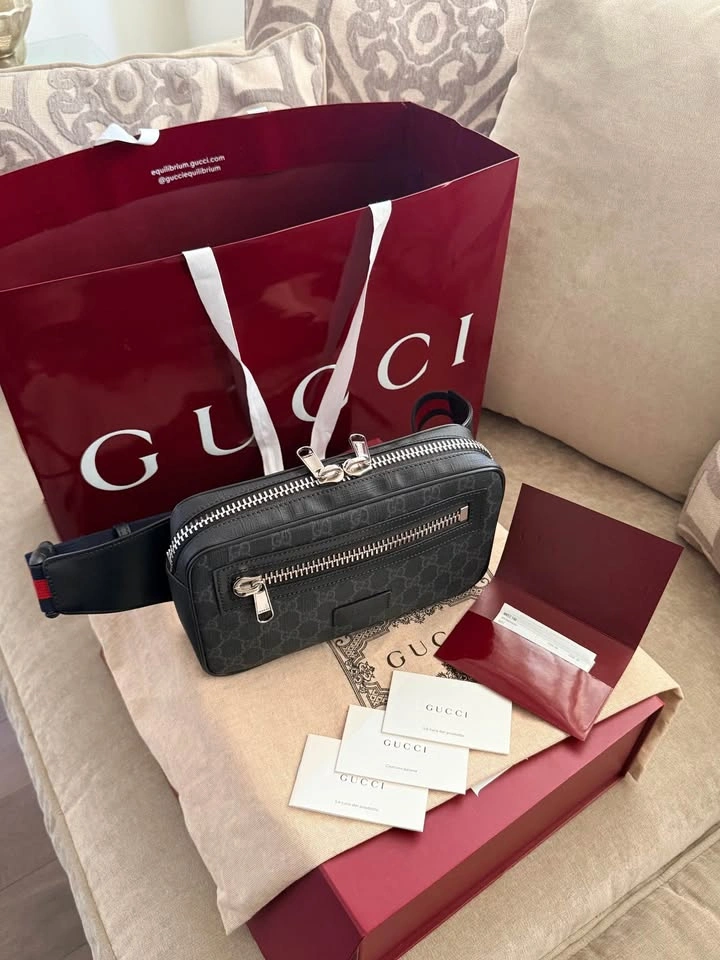 Brand New Gucci GG Supreme Belt Bag / Crossbody – Full Set