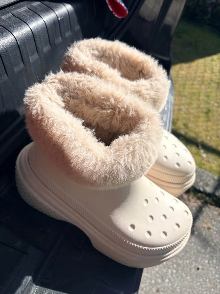 Crocs Classic Neo Puff Luxe Boot - photo 2