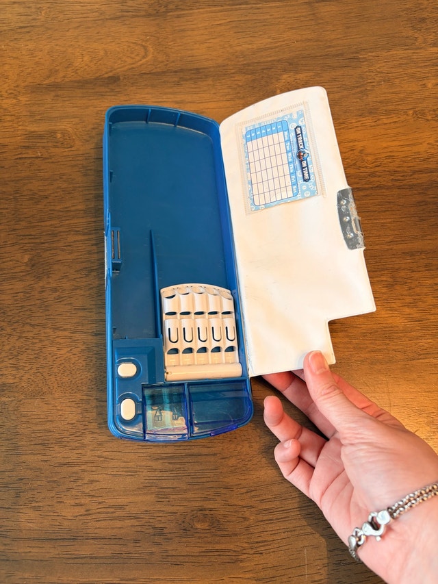 Used Thomas Pencil Case - photo 3