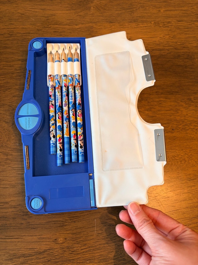 Disney Mickey Pencil Box - photo 2
