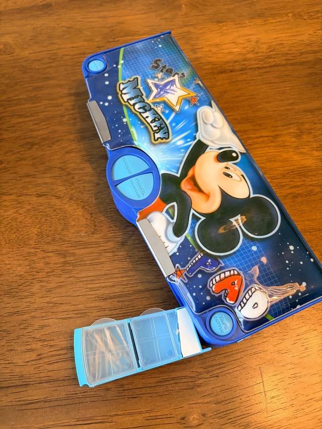 Disney Mickey Pencil Box - photo 4