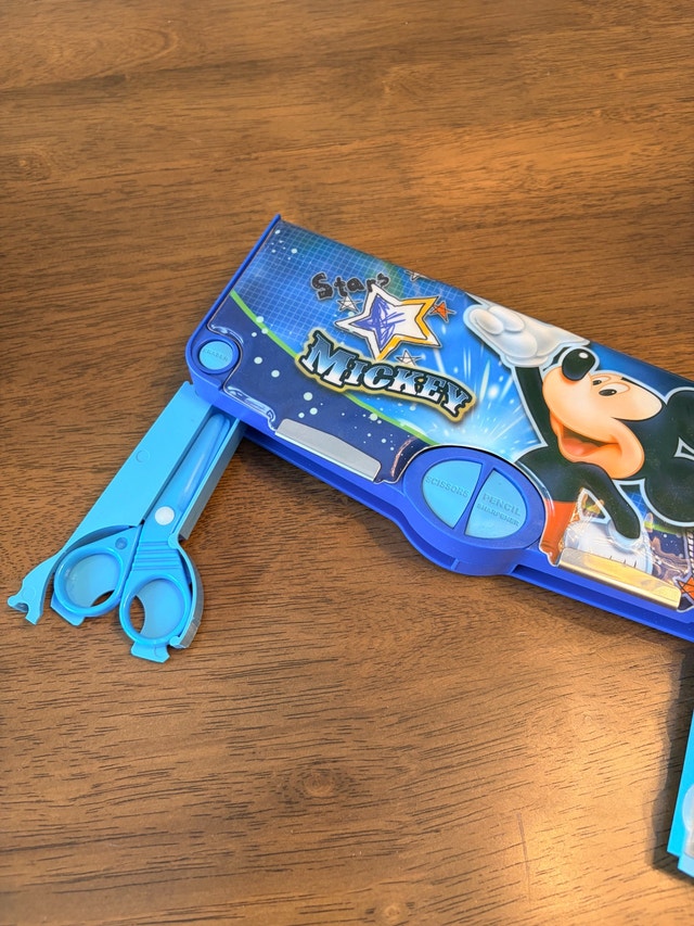 Disney Mickey Pencil Box - photo 5