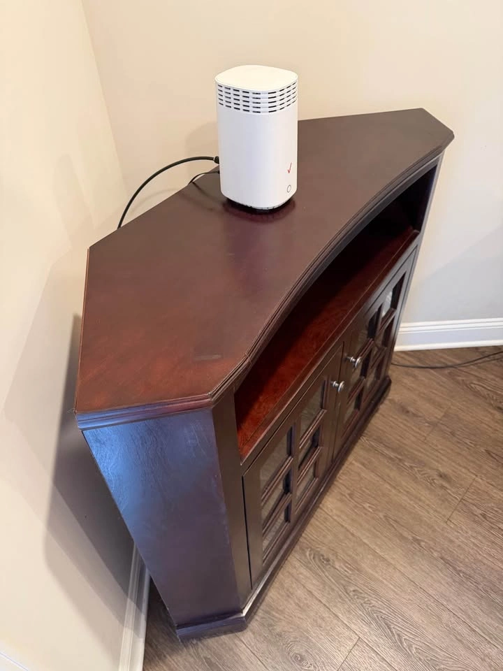 Wooden Corner TV Console - photo 5