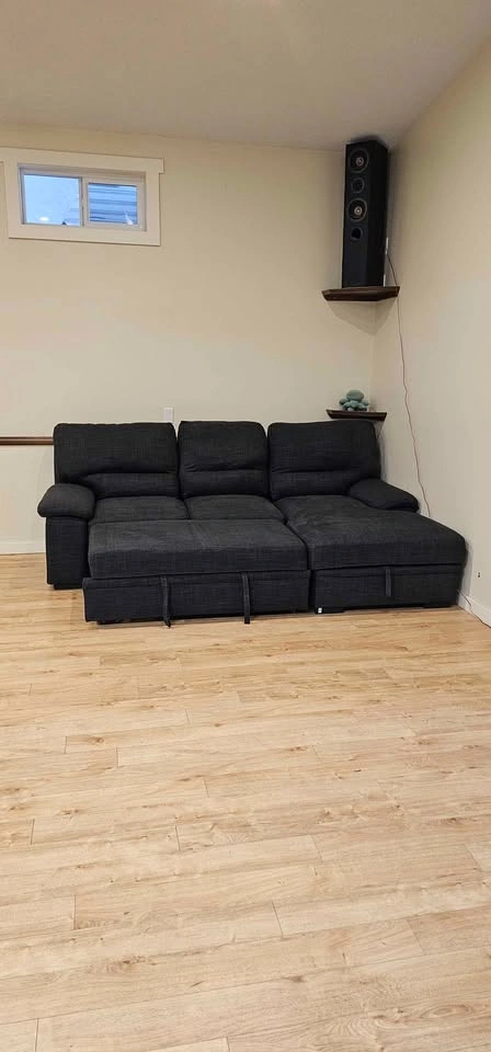 Leons Pull Out Sectional - Retail: $2000 - photo 4