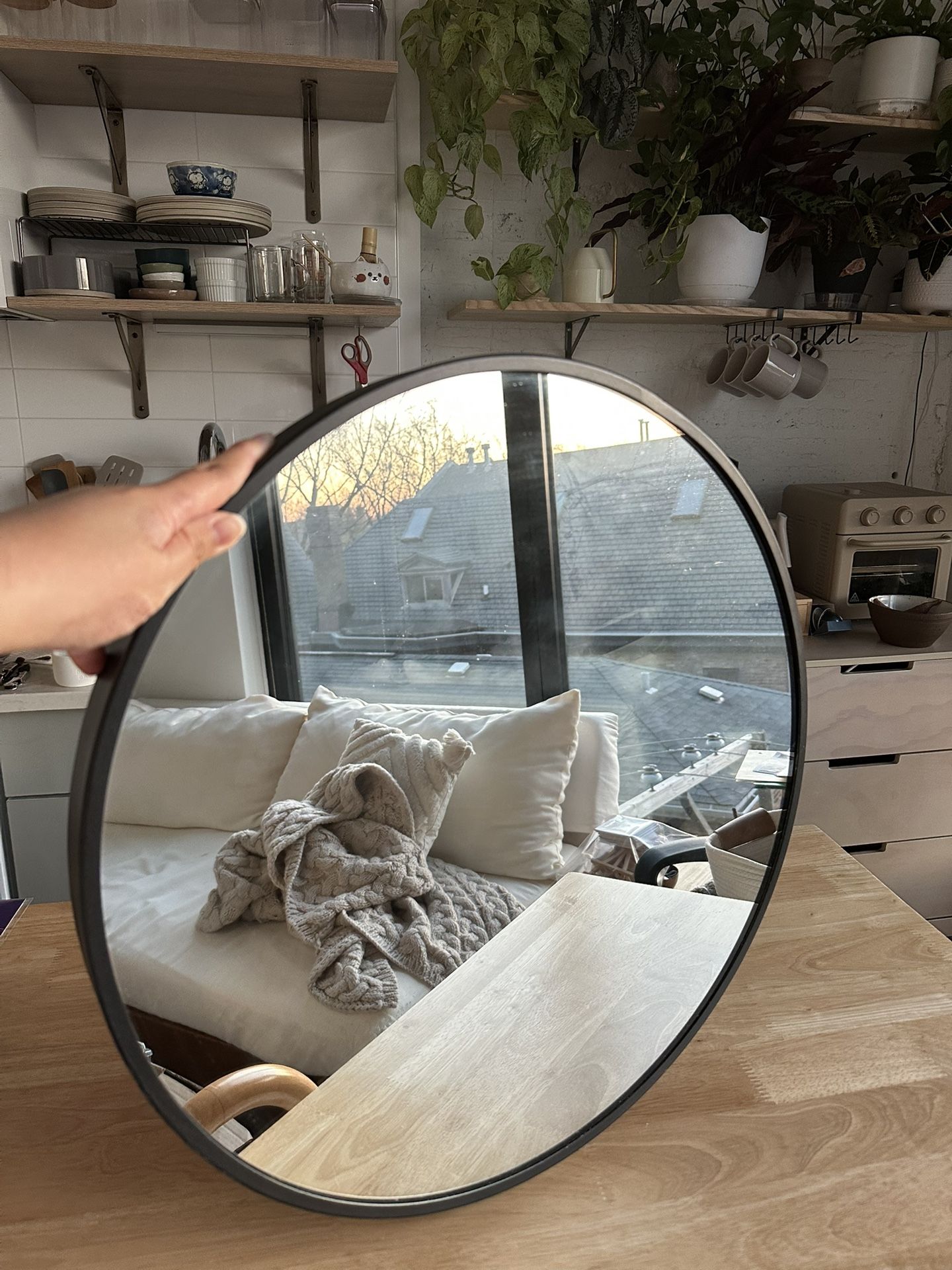 Round Wall Mirror (Black Metal) - photo 2