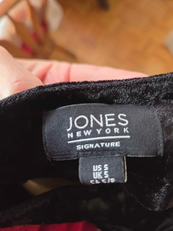 Black velvet top Jones NY - photo 3