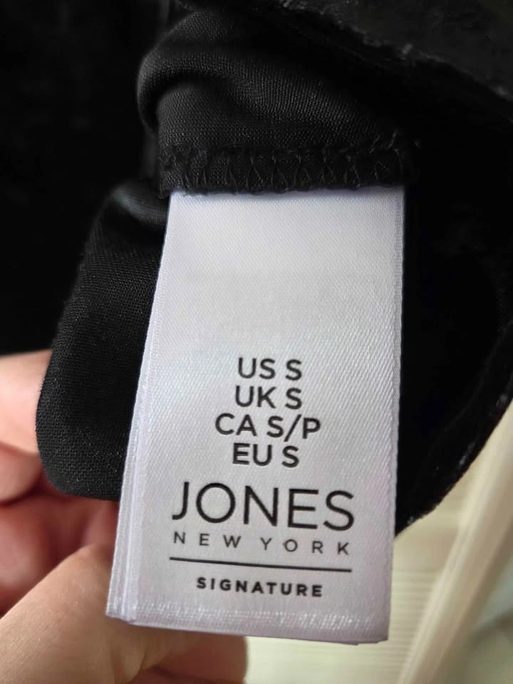 Black velvet top Jones NY - photo 4