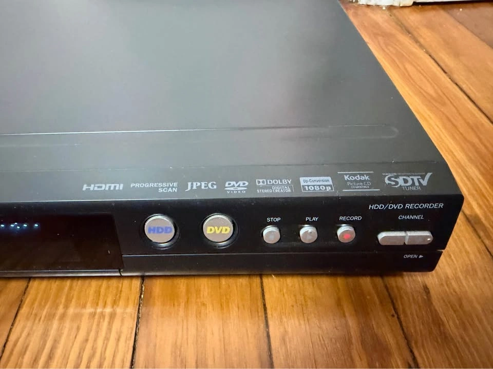 Magnavox HDD and DVD Recorder - photo 3