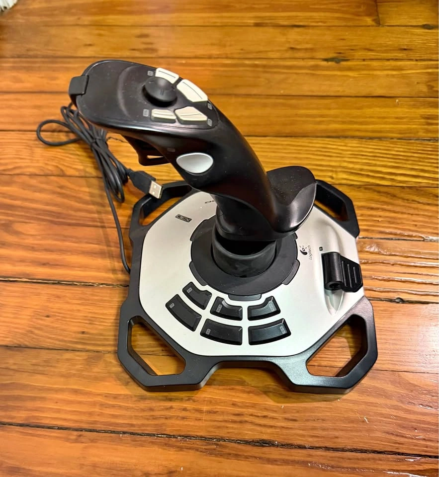 Logitech Extreme 3D Pro USB Joystick w/ Buttons & Twist Rudder