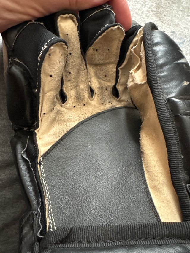 Used Hespeler LX Hockey Gloves - Size 14" - photo 2