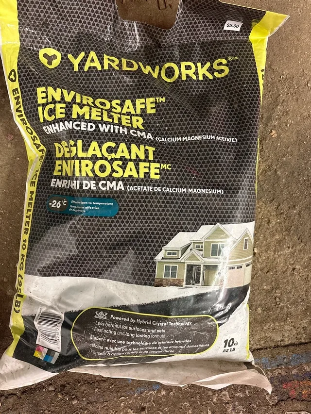Yardworks Ice Melter - 10 KG Bag