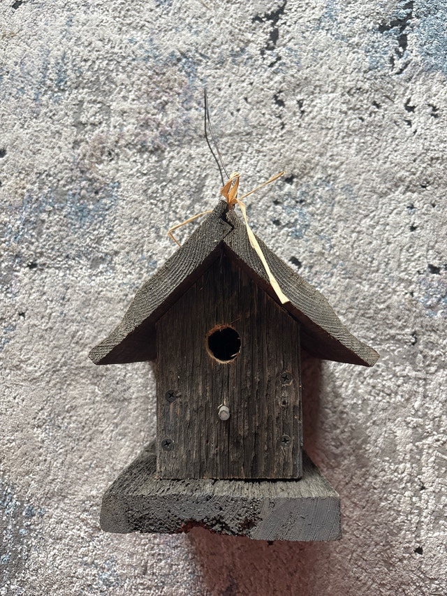 Rustic Wooden Bird House - photo 2