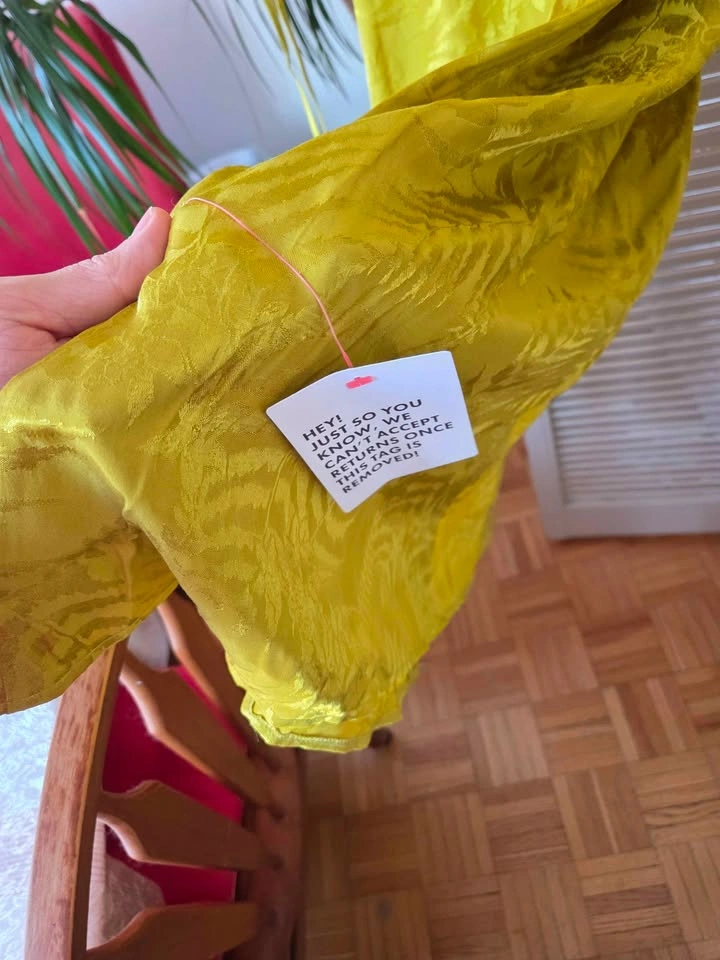 Elegant Mustard Dress with Beautiful Sleeves - Size M - photo 4