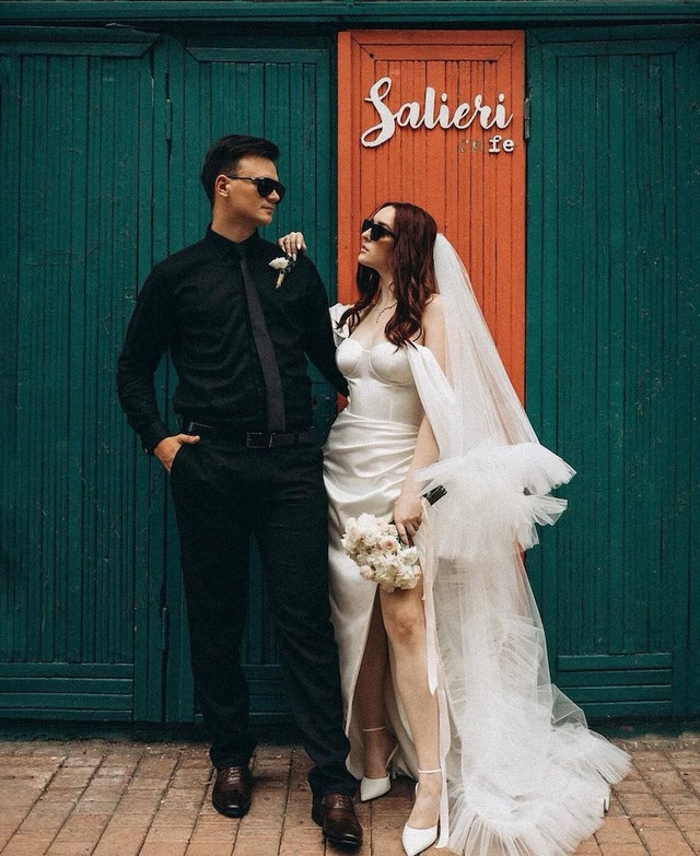 XL Cathedral Wedding Veil with Ruffles - 2 Tiers - photo 2
