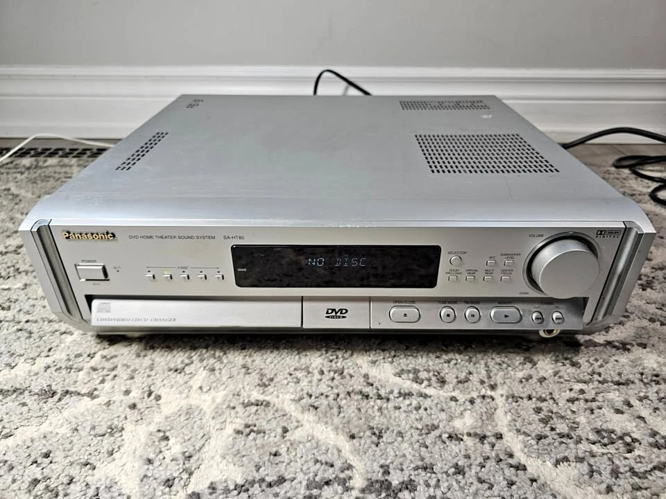 Panasonic DVD Home Theater Receiver SA-HT80 (Tested & Working)