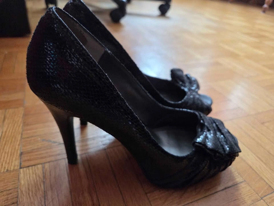 Elegant black heels, Moda Spana, leather - photo 2