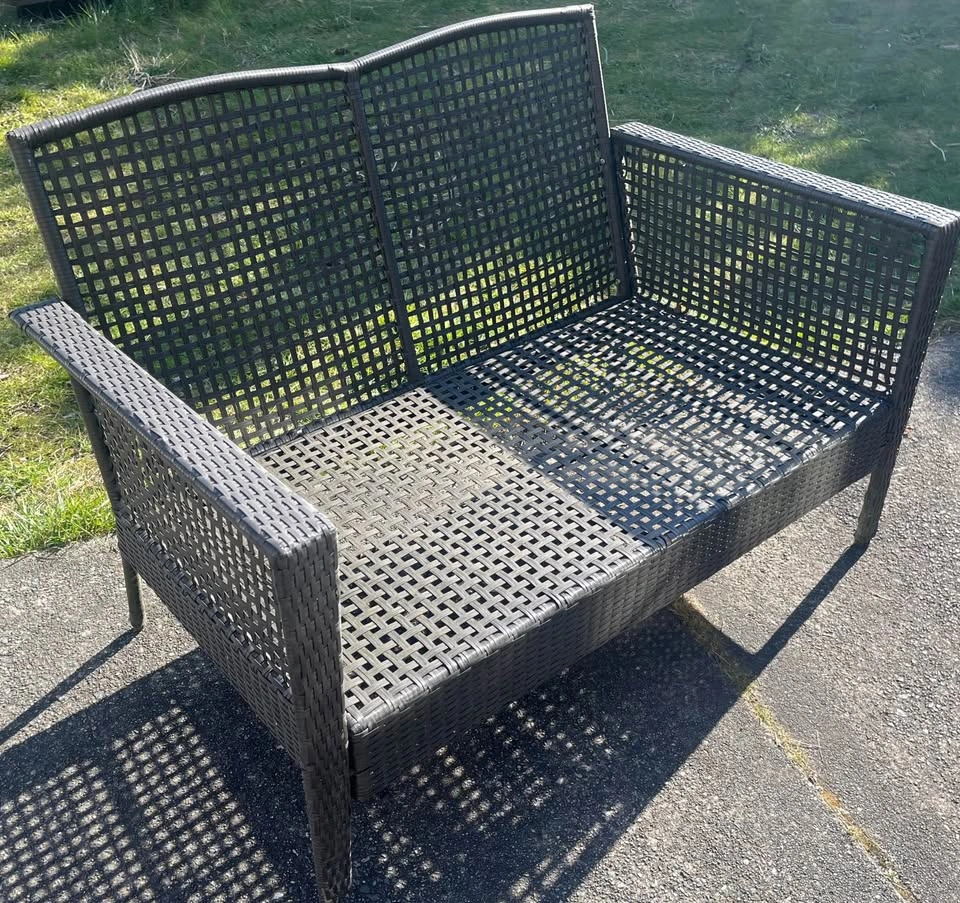 Tropical Wicker Loveseat with Cushions – Cute & Weather-Resistan - photo 4