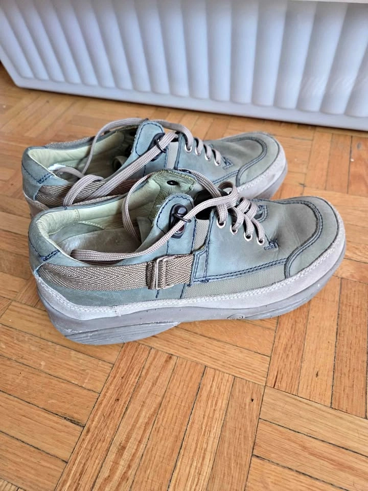 Hiking shoes Streach Walker
