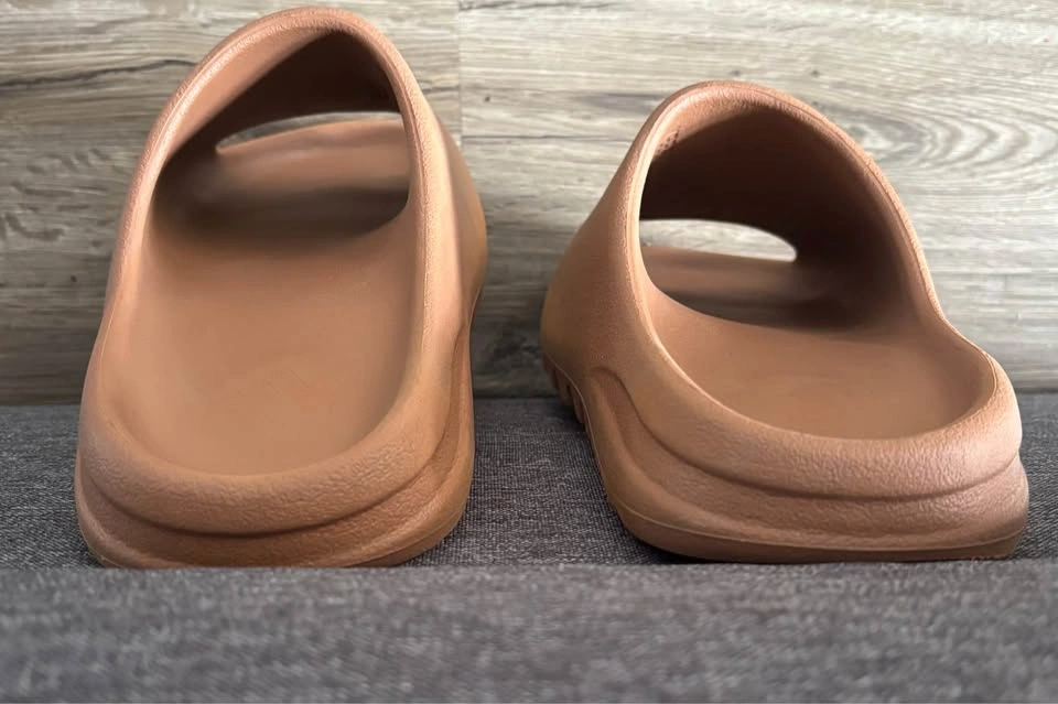 Yeezy Slides - photo 4