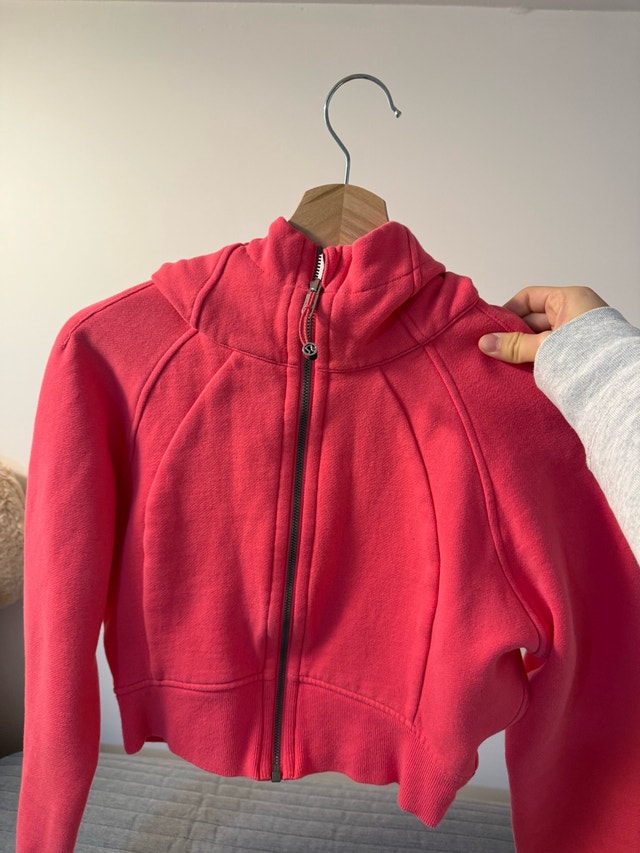 Lululemon Cropped Zip Hoodie (Pink)