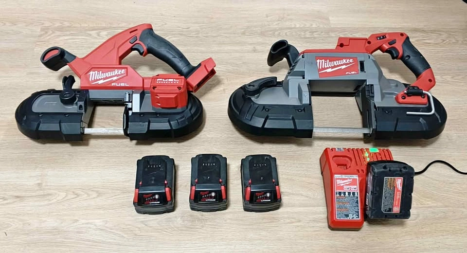 Milwaukee M18 FUEL Band Saw Combo Kit (2 Saws, 4 Batteries)