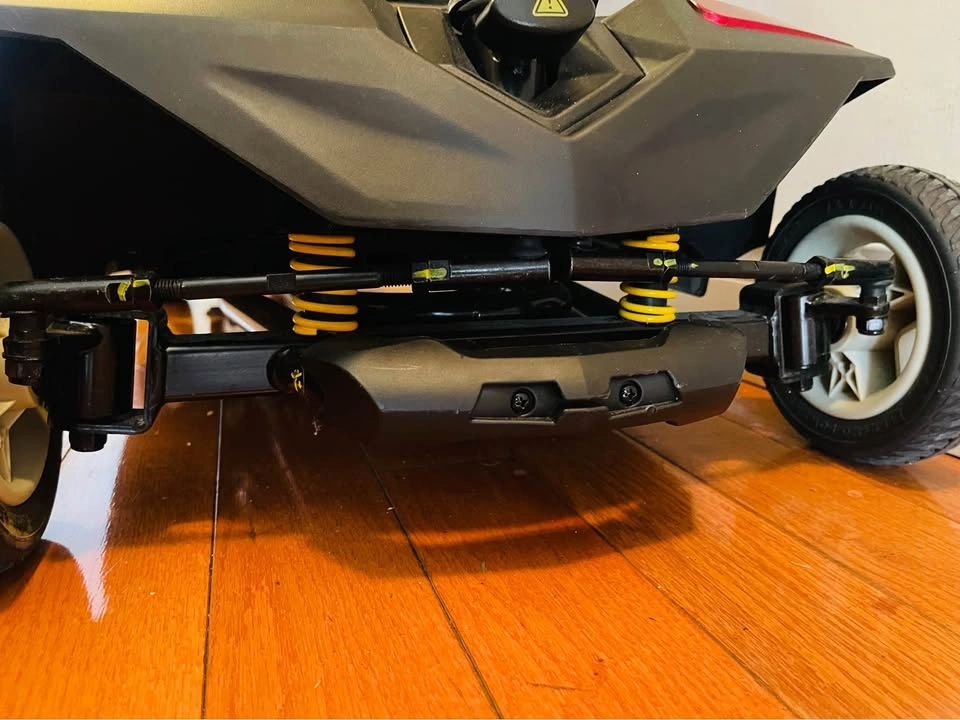 PRICED TO SELL Personal Mobility Scooter - Fits in Trunk - photo 4