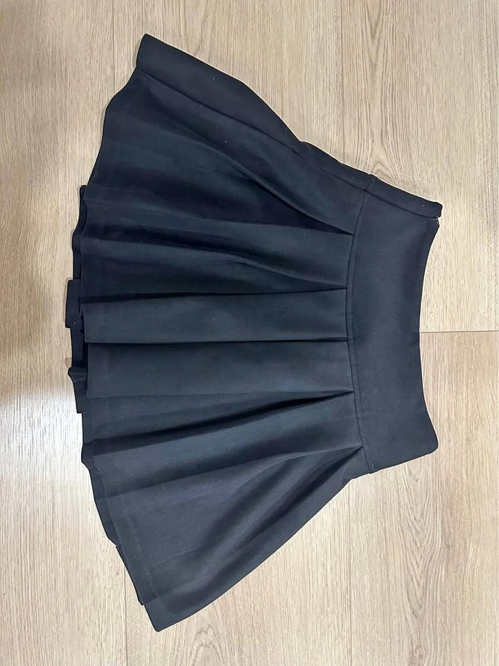 ZARA black skirt for 9-10 year old girl