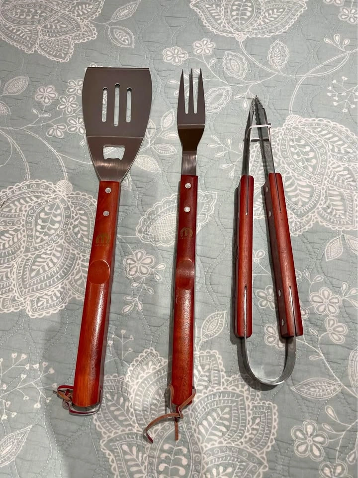 Mopar BBQ Set & Budweiser Apron