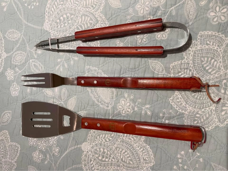 Mopar BBQ Set & Budweiser Apron - photo 2
