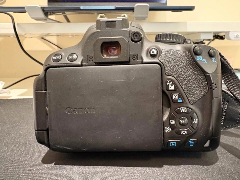 Canon EOS Rebel T4i DSLR Camera with Optex Lens - photo 4