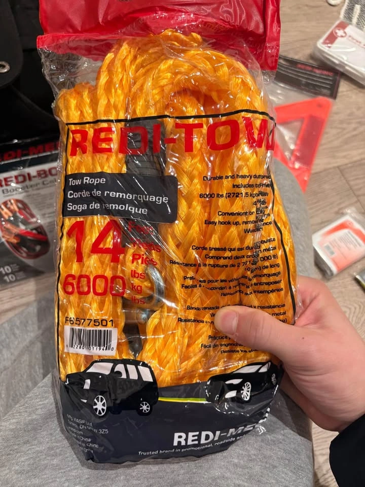 Toyota Winter Emergency Roadside Kit — Brand New — Safety Essent - photo 2