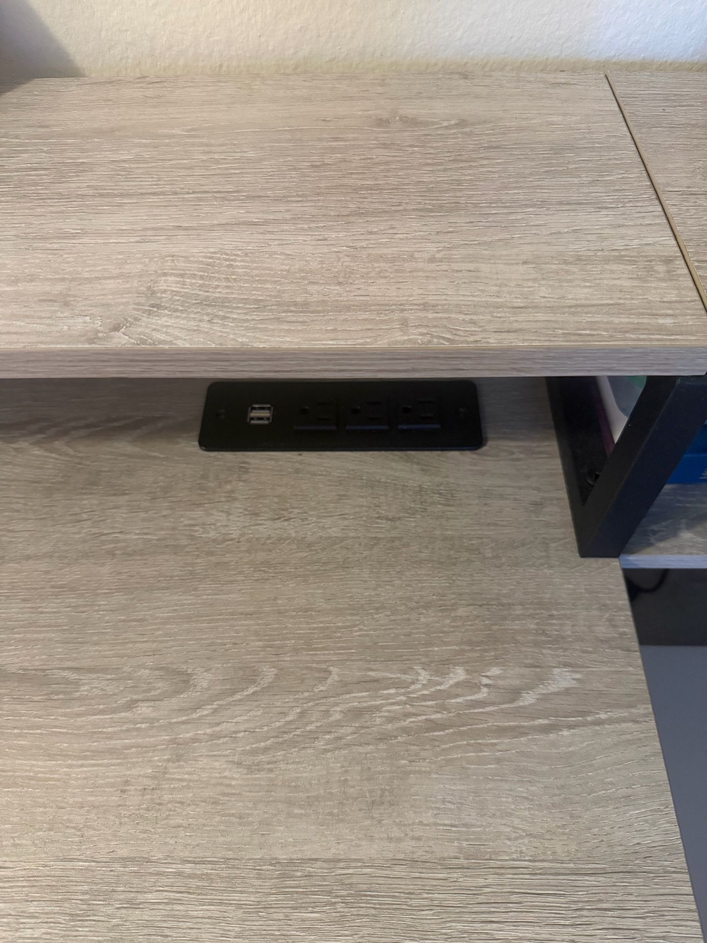 Modern Desk with Storage Drawer & Shelves - photo 2