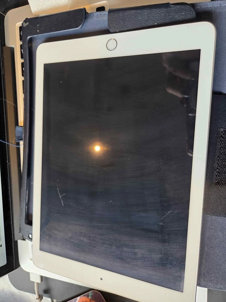 iPad 5th Gen w/ case - photo 5