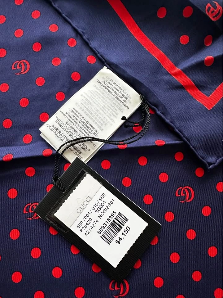 Brand New Gucci Polka Dots Silk Scarf - photo 3