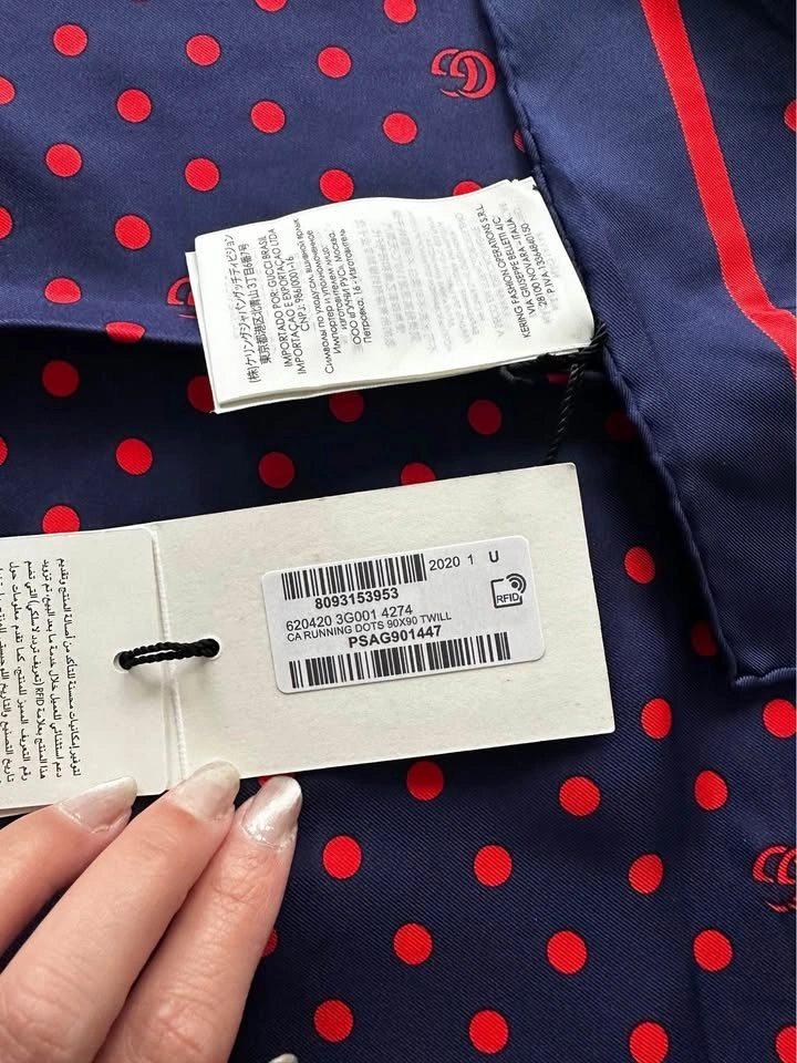 Brand New Gucci Polka Dots Silk Scarf - photo 4