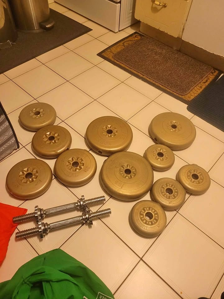 York Plastic Weight Plates with 2 Dumbbell Handles