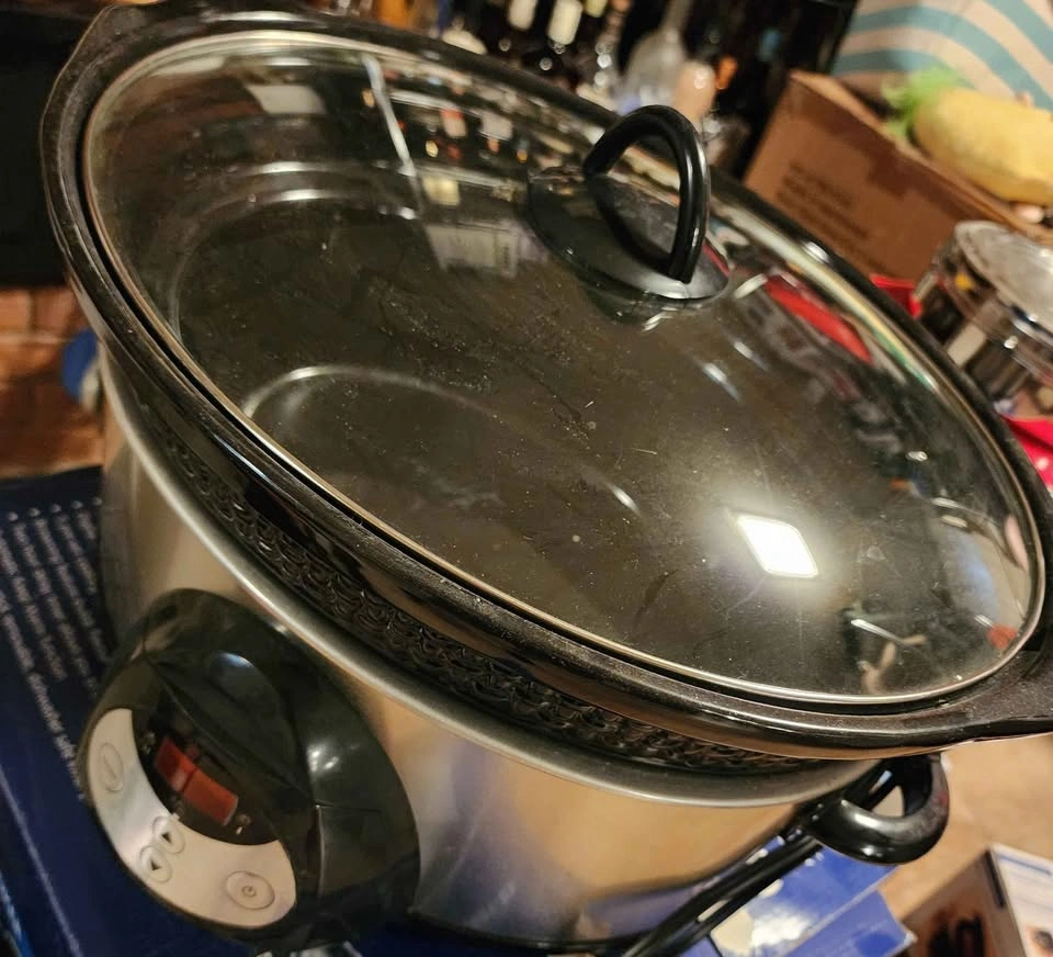 Crockpot Amazing Condition - photo 2