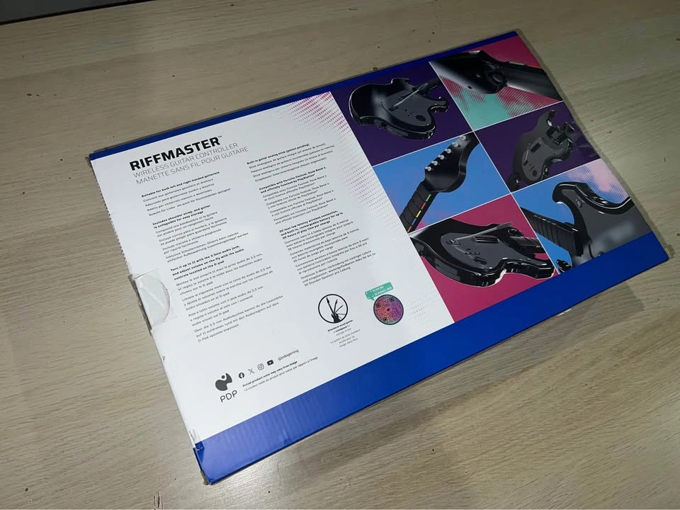 PDP RIFFMASTER Wireless Guitar Controller for PS5/PS4 - photo 2
