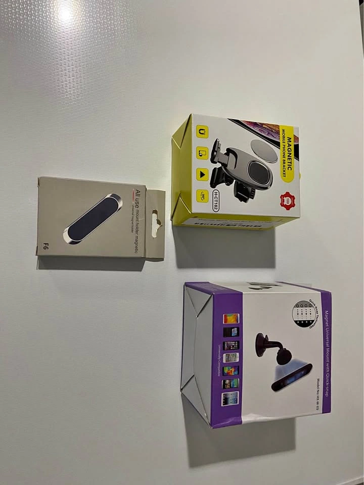3 New Magnetic Phone Holders in Box
