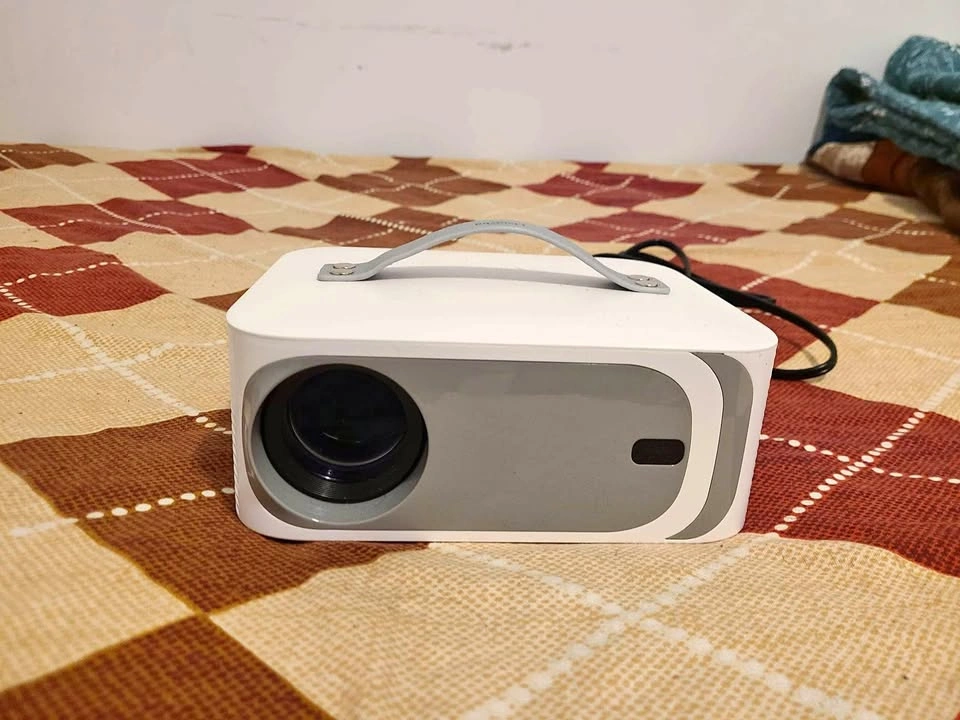 Lisowood Smart Projector 4K WiFi 6 Bluetooth 5.2 Auto Focus