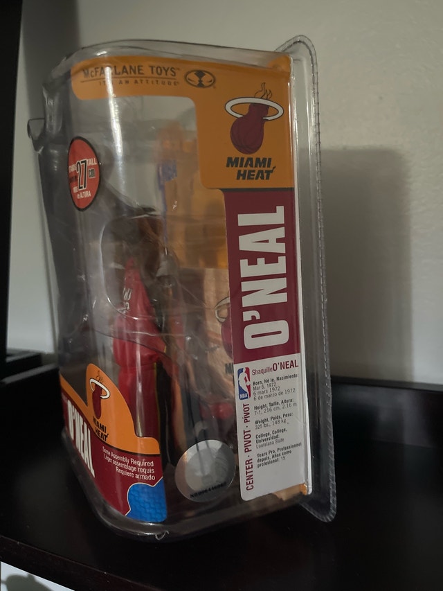 Shaquille O'Neal Miami Heat Figurine - photo 2