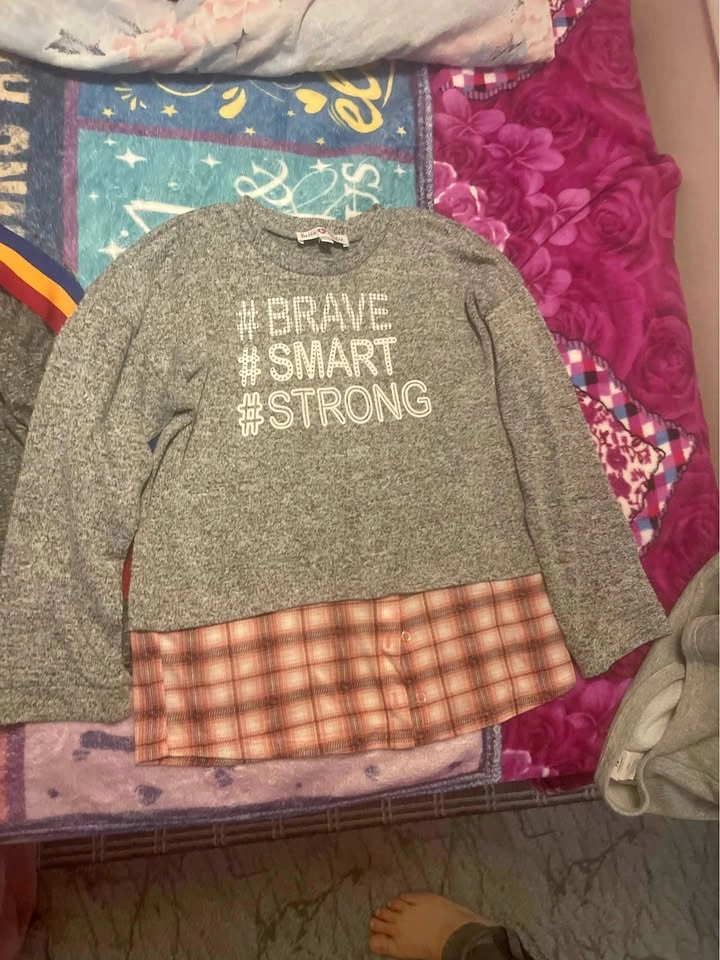 Girls tops