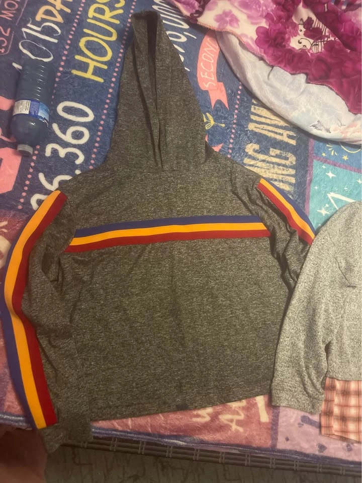 Girls tops - photo 2