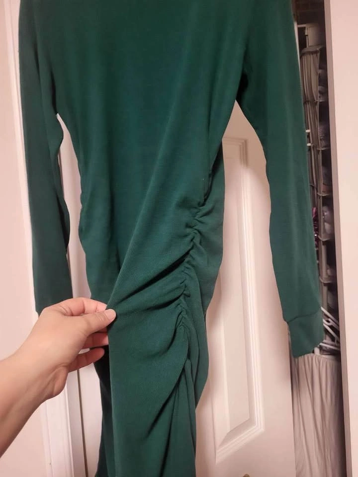 Green dress - photo 2