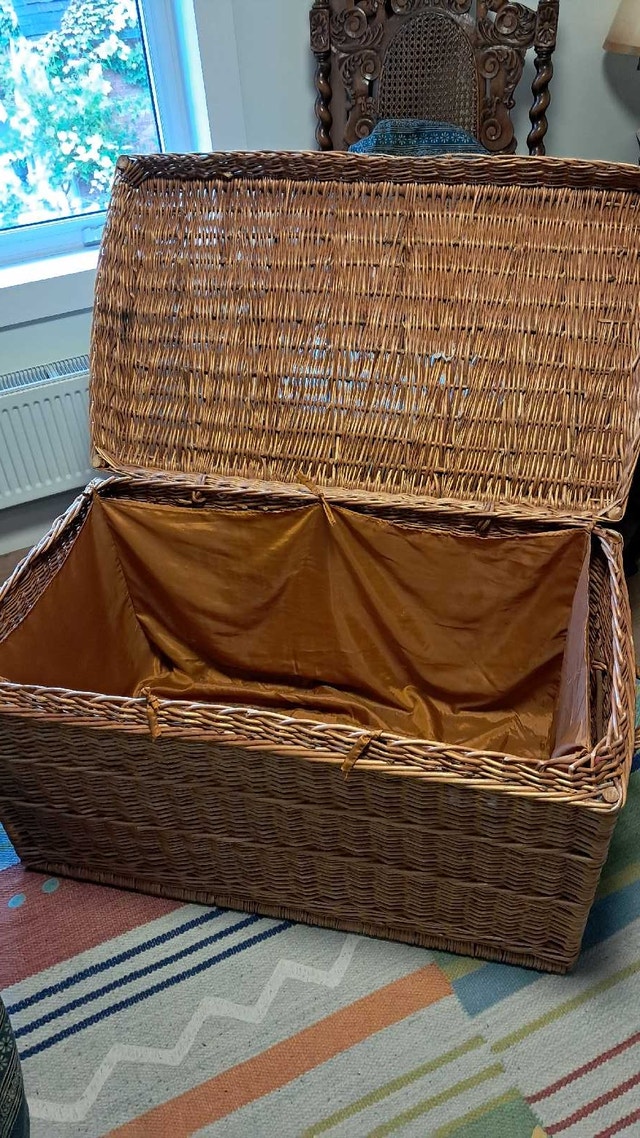 Large Wicker Basket Trunk - photo 4