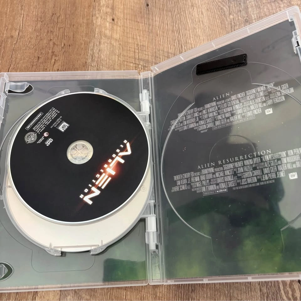 Alien Quadrilogy DVD - photo 5