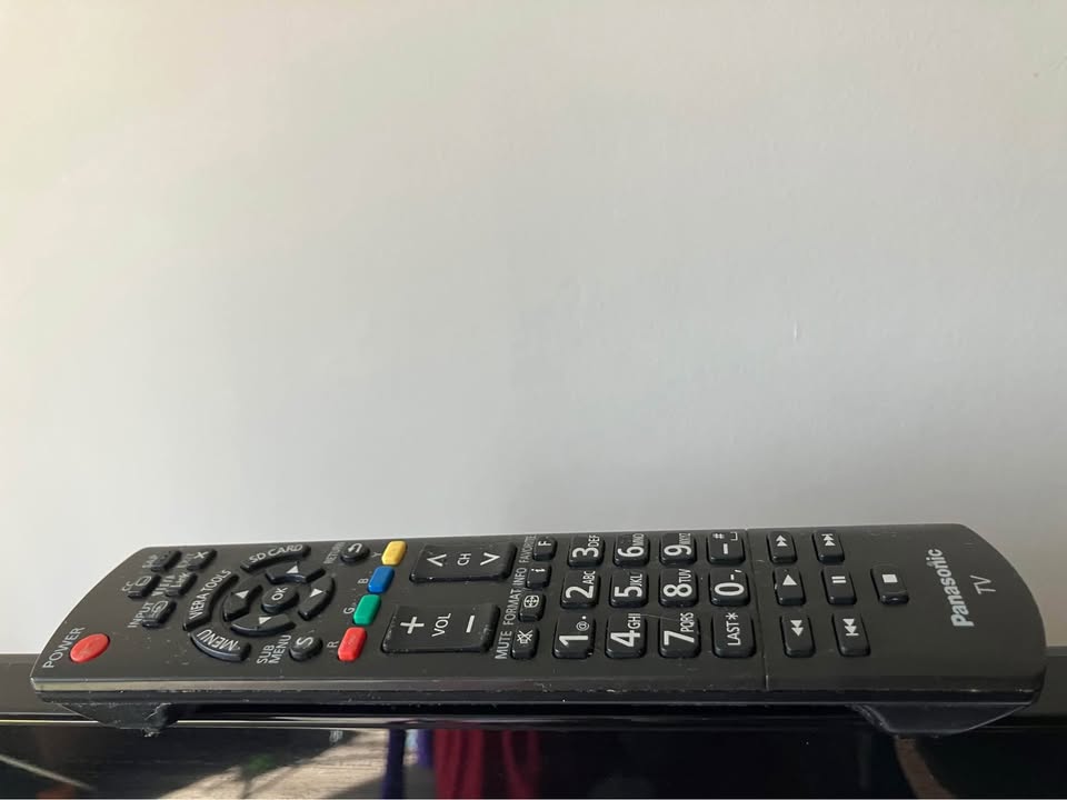 TV Panasonic 40” Plasma - photo 2