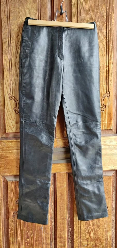Danier Genuine Leather Skinny Pants