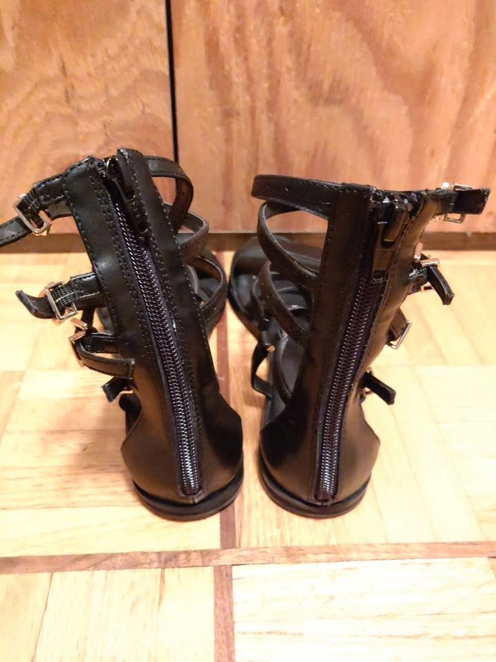 Leather Gladiator Sandals - photo 3